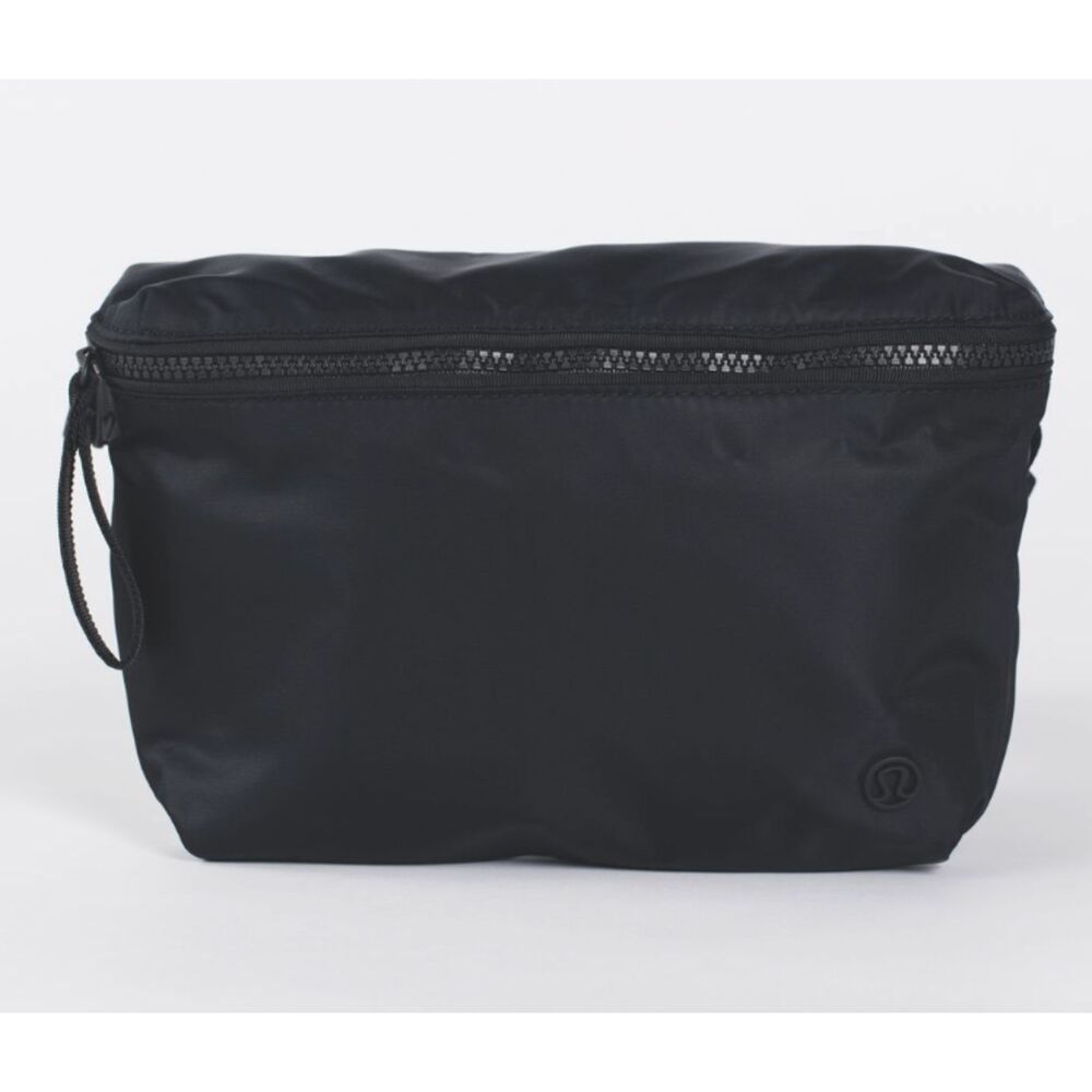 Lululemon Go Lightly Adjustable Belt Bag Black Water Resistant 3L